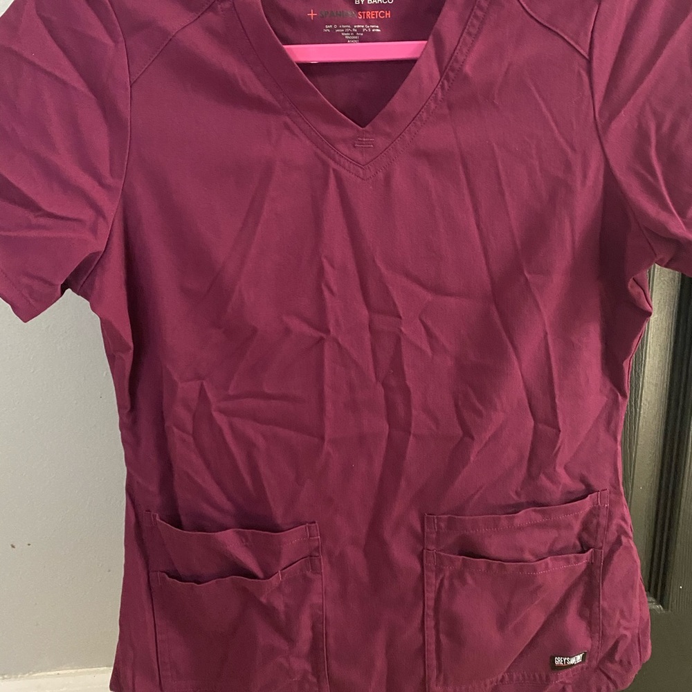 Grey’s Anatomy by Barco Scrub TOP Maroon Color XS